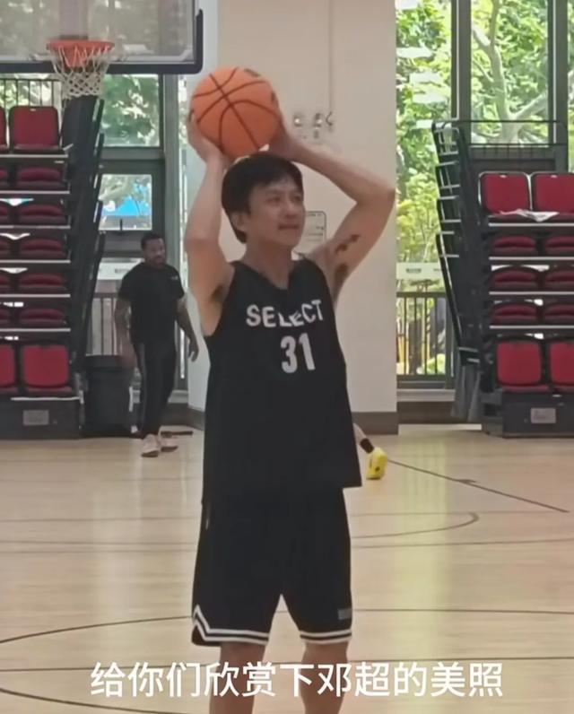 AA, src, 拍戏数量很